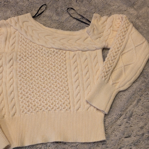 Forever 21 Elegant Off-Shoulder Cream Sweater. Size Medium - Picture 8 of 10